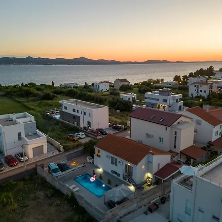 Mery House Apartamento Zadar