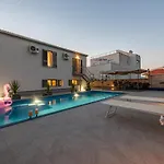 Apartman Mery House Zára