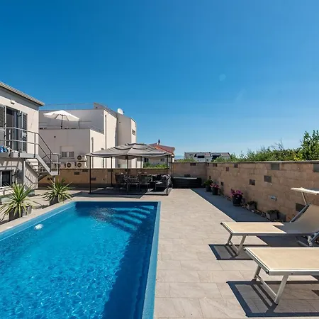 شقة Mery House *