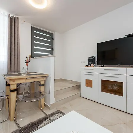Mery House Apartment