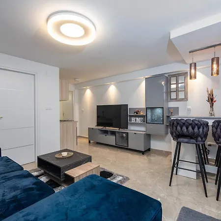 شقة Mery House زادار