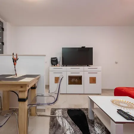 Apartment Mery House Zadar